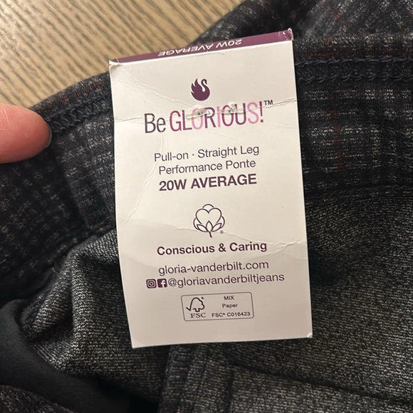 Gloria Vanderbilt Pull On Trouser. Size 20W. Color Black- Chambery Plaid. NWT. - Picture 3 of 8